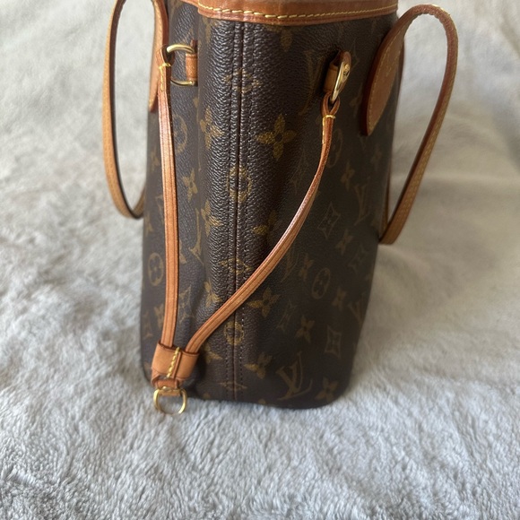 Louis Vuitton LV Monogram Neverfull PM Tote - Picture 2 of 9